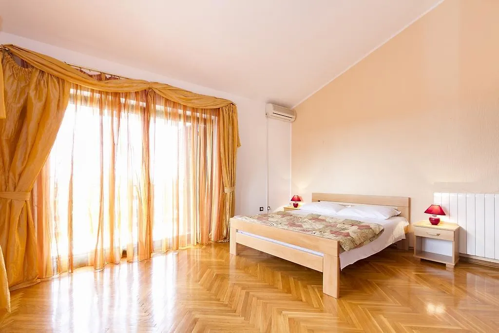 Дом отдыха Вилла House Ivica Банджоле Хорватия